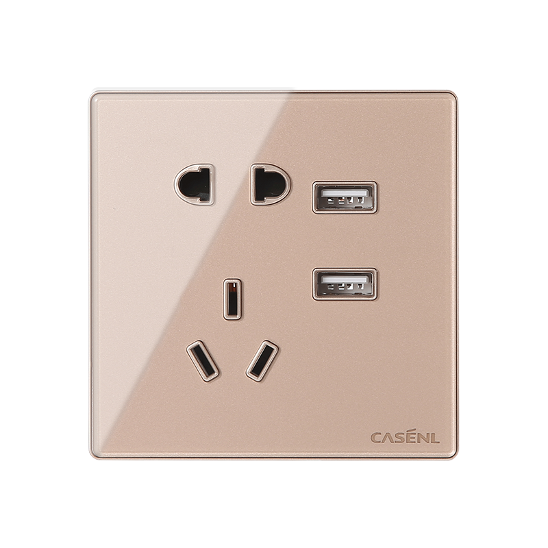 A16 USB+二三插座